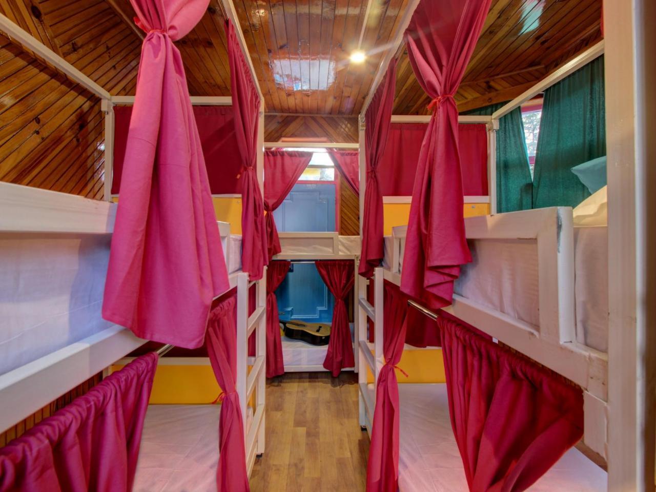 Gostops Naggar Nagar  Extérieur photo